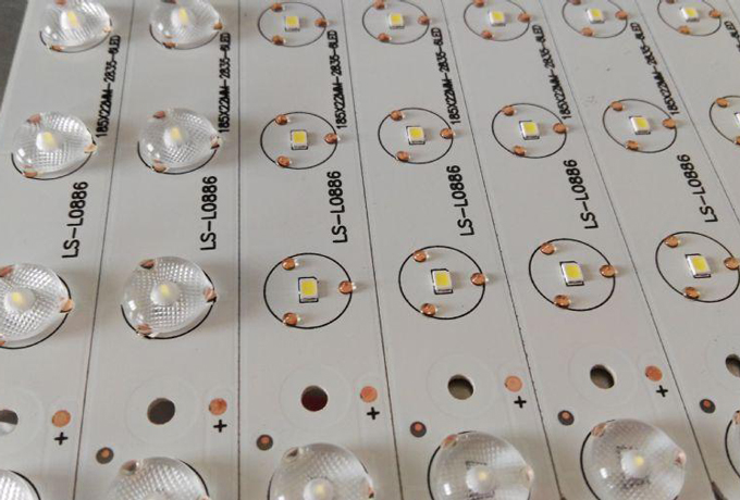 电视用LED背光源点胶要求