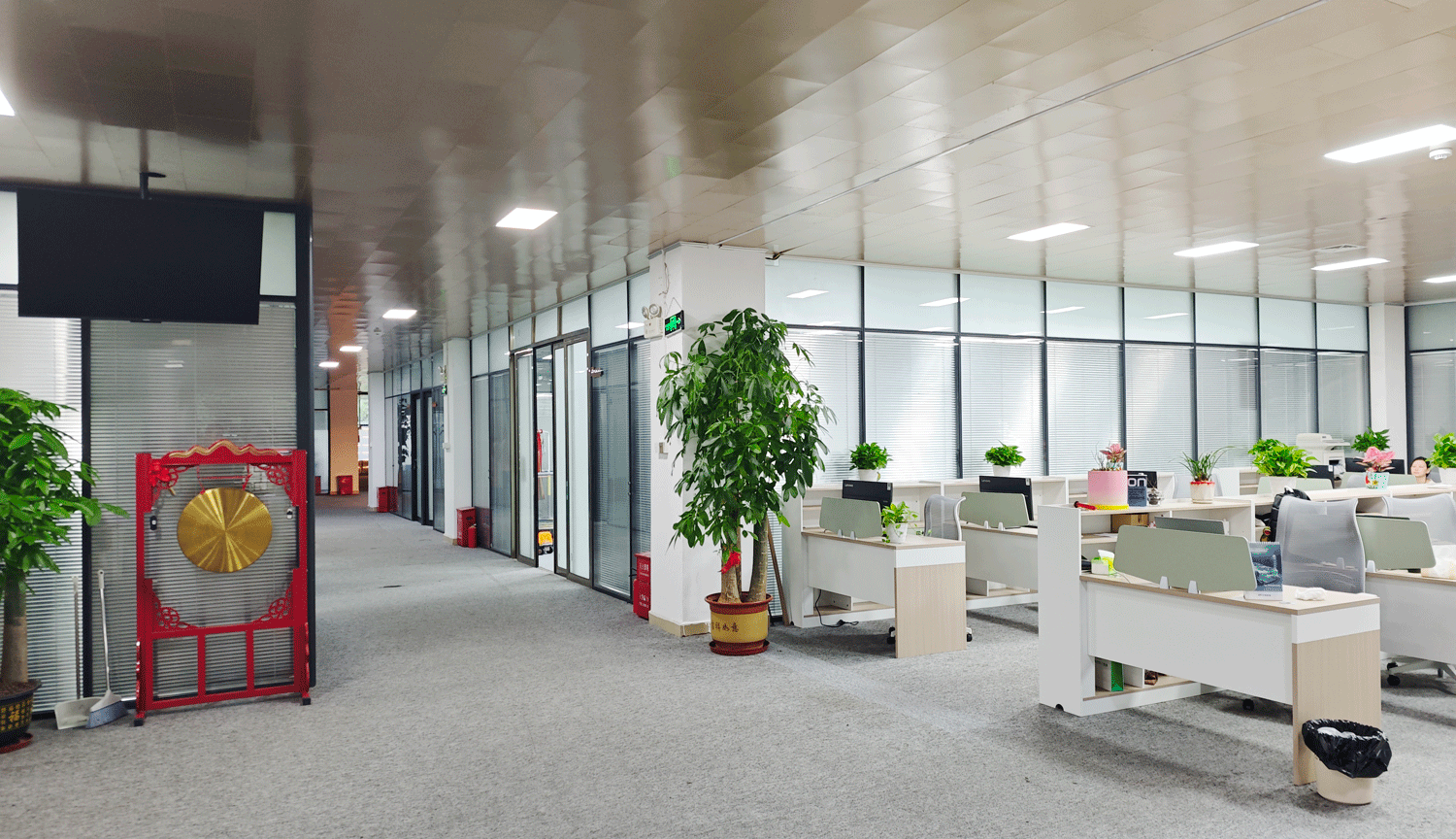 总部办公室1