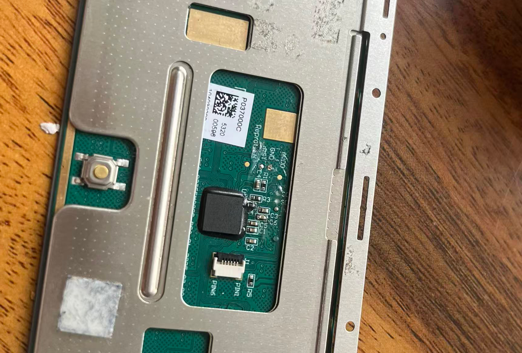 东信帮客户解决芯片低温环氧邦定胶需求